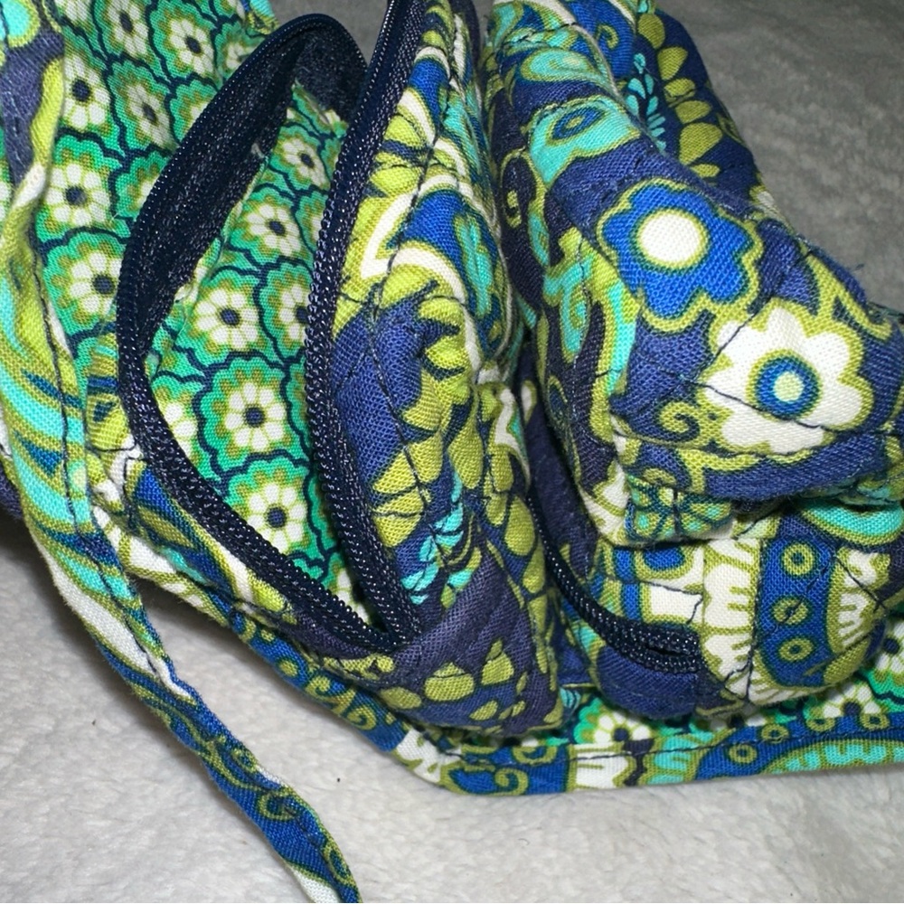 Vera Bradley Multi-compartment Tie Up Pouch Green/Blue - Picture 4 of 7